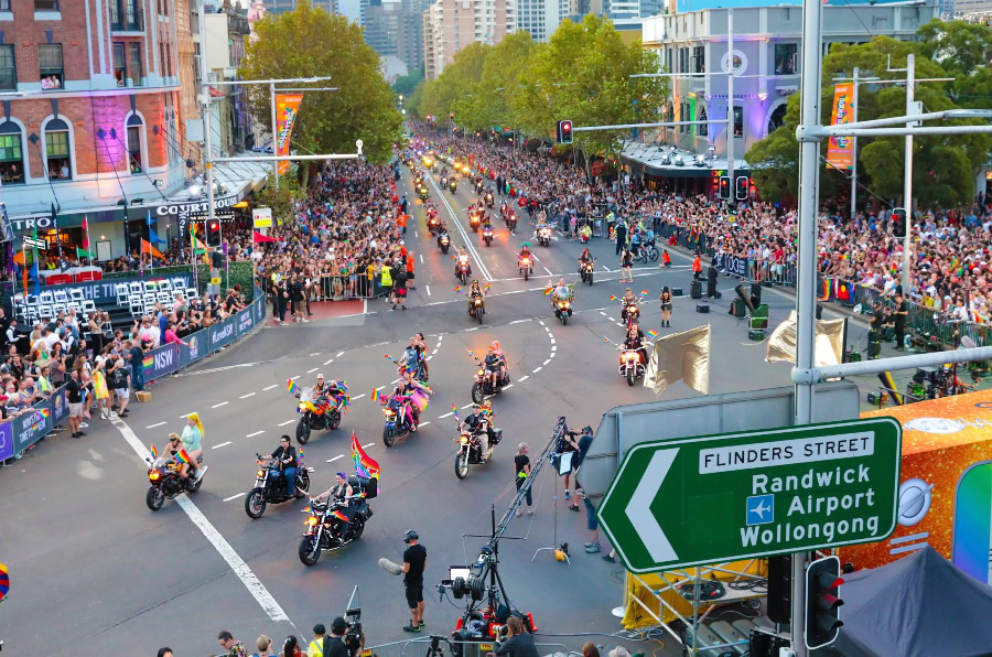 Mardi Gras Considering Making Parade Day A Public Holiday
