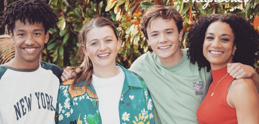 Ramsey Street Welcomes Lesbians Mums In Neighbours Reboot