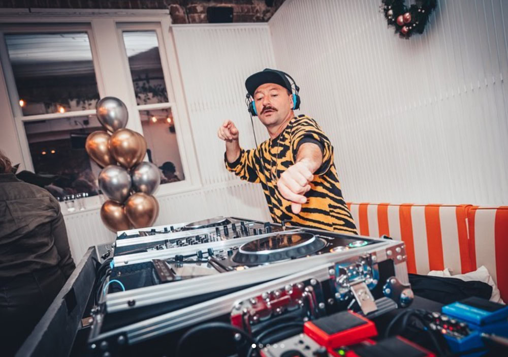DJs At The Colombian Hotel 