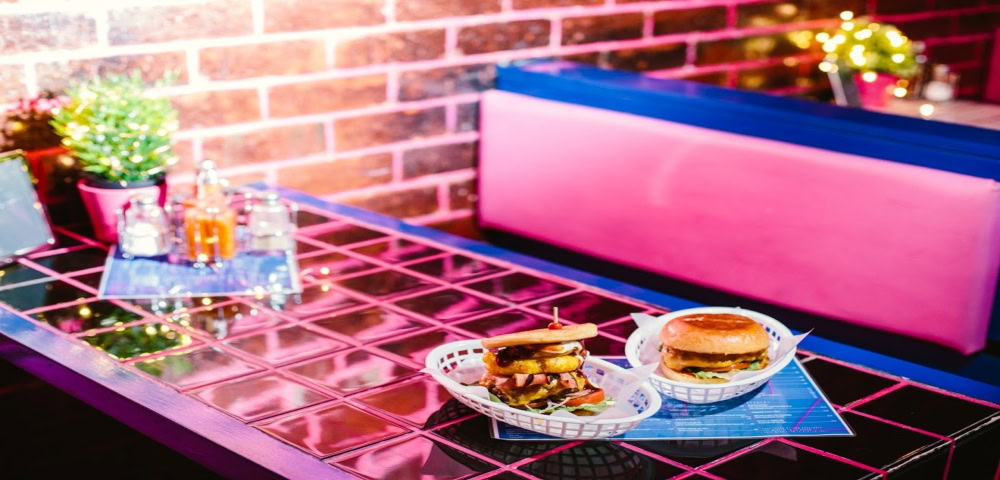 EVIE’S DISCO DINER