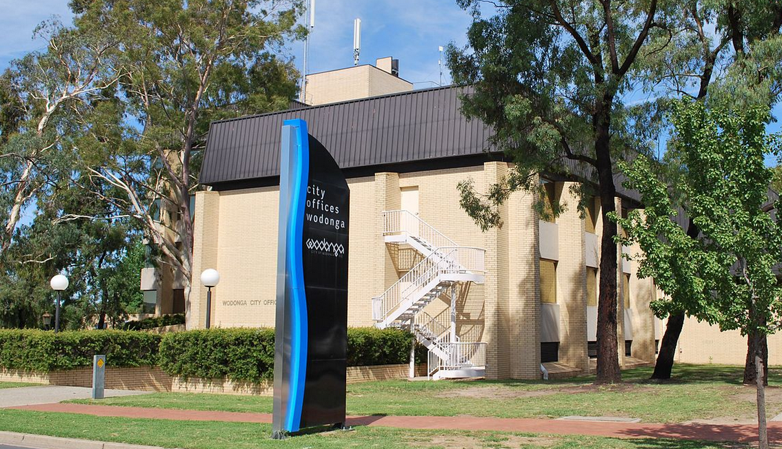 Wodonga Council latest to declare support for gay marriage