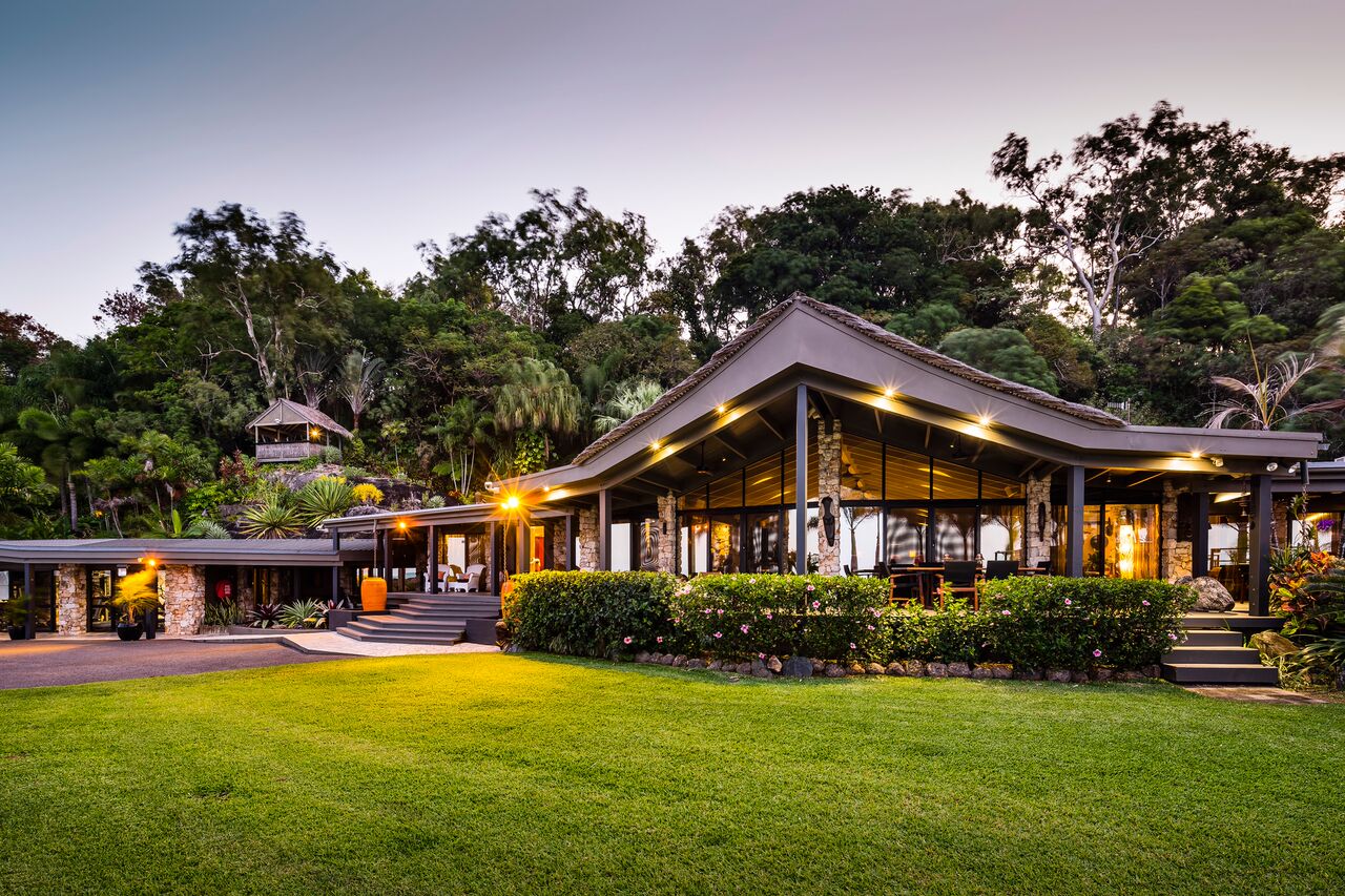 AUSTRALIA’S MOST EXCLUSIVE PRIVATE BEACHFRONT ESTATE AVAILABLE FOR YOUR POST-MARDI GRAS RECOVERY