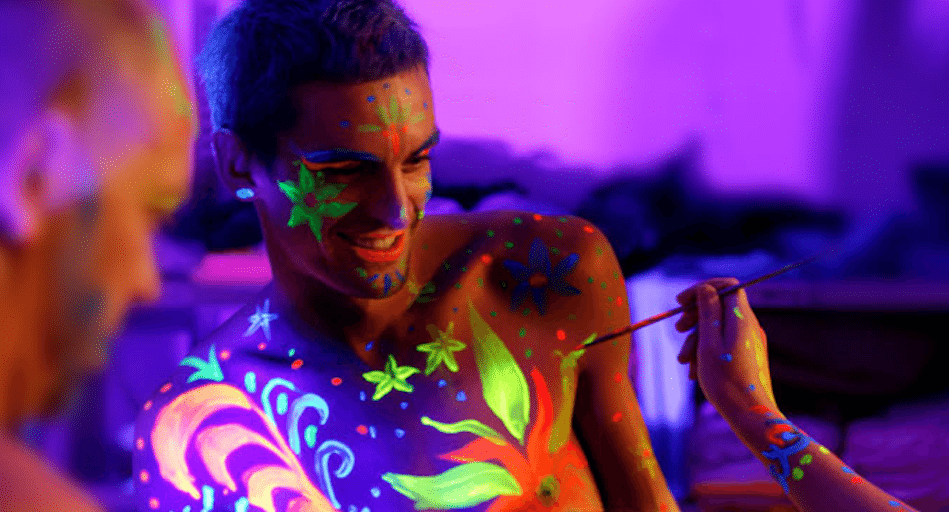 Have a fabulous psychedelic New Year with Tropical Fruits