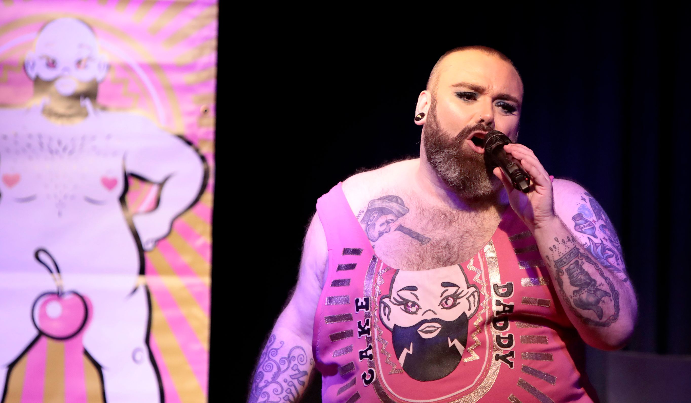 Meet the Irish cabaret artist tackling fatphobia in the queer community